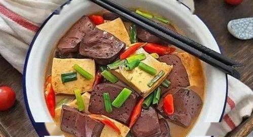 厨师爆料猪血的做法视频,厨师亲授家常做法视频